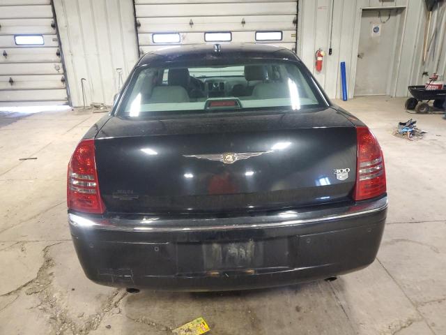 2C3AA63H25H615629 - 2005 CHRYSLER 300C BLACK photo 6