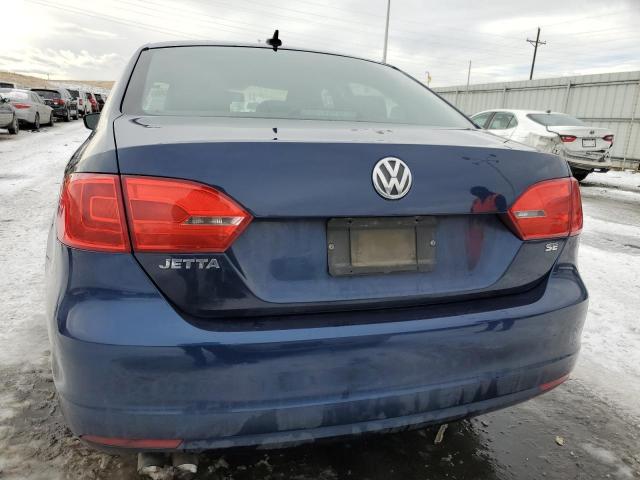 3VWD17AJ2EM413392 - 2014 VOLKSWAGEN JETTA SE BLUE photo 6