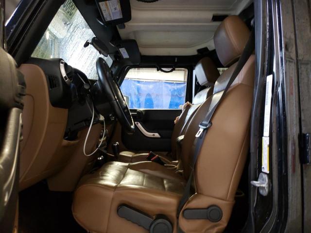 1C4HJWEG6CL119764 - 2012 JEEP WRANGLER U SAHARA BLACK photo 7