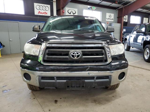 5TFUY5F14BX195781 - 2011 TOYOTA TUNDRA DOUBLE CAB SR5 BLACK photo 5