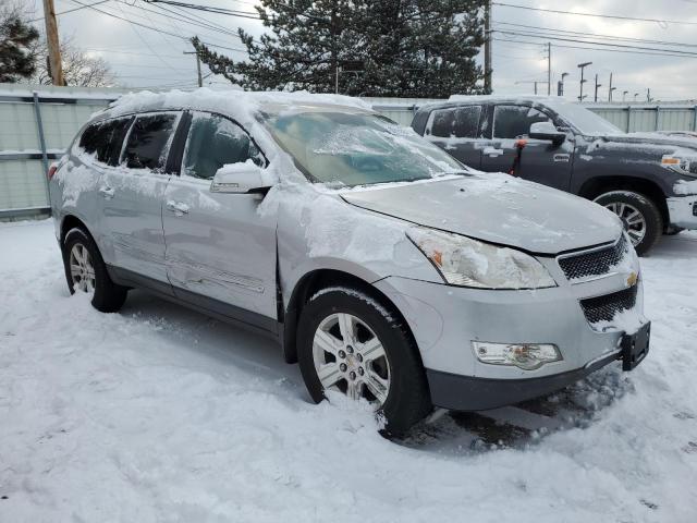 1GNKVJED6CJ116899 - 2012 CHEVROLET TRAVERSE LT SILVER photo 4