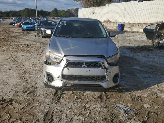 4A4AR3AU3DE002940 - 2013 MITSUBISHI OUTLANDER ES SILVER photo 5