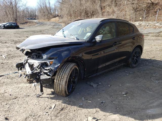 ZASPAKBN8L7C82892 - 2020 ALFA ROMEO STELVIO TI 黑色 照片 1