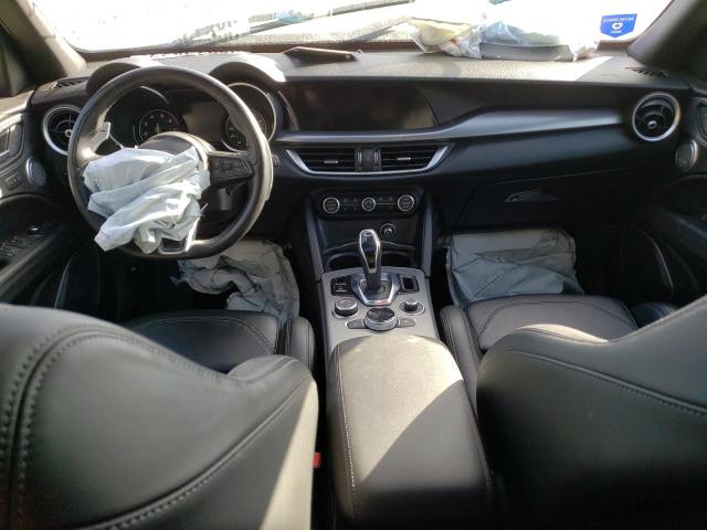 ZASPAKBN8L7C82892 - 2020 ALFA ROMEO STELVIO TI 黑色 照片 8