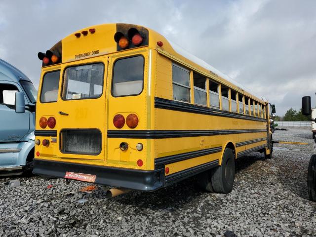 4UZAAXDD15CU45050 - 2005 FREIGHTLINER CHASSIS FS YELLOW photo 4