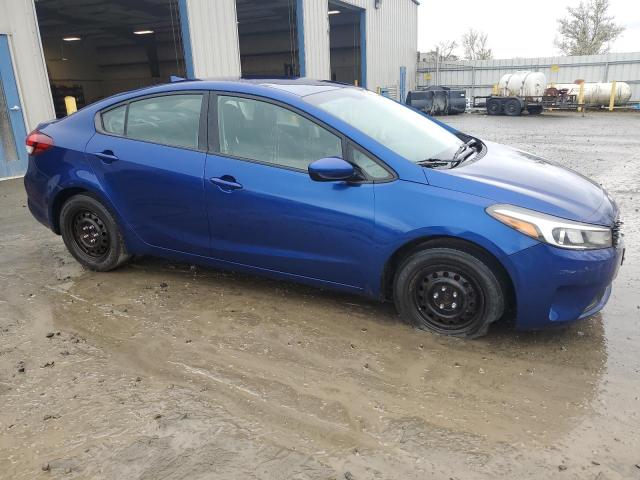 3KPFL4A79JE196422 - 2018 KIA FORTE LX BLUE photo 4