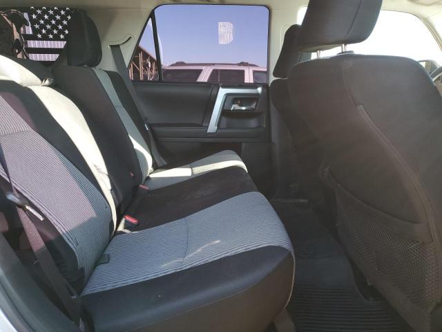 JTEMU5JR2M5880168 - 2021 TOYOTA 4RUNNER SR5/SR5 PREMIUM 银色 照片 11