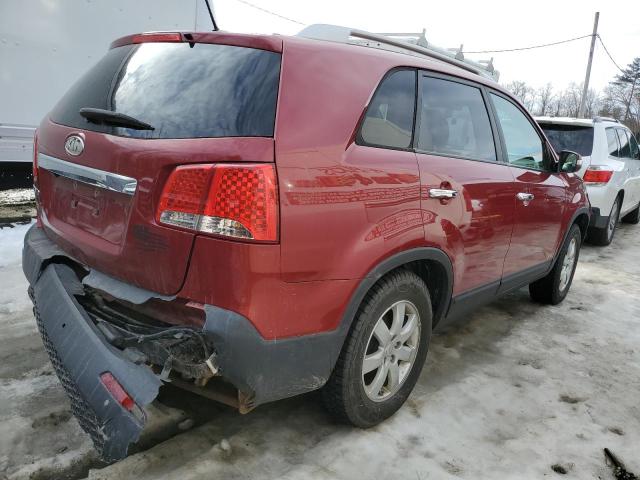 5XYKTDA13BG005625 - 2011 KIA SORENTO BASE RED photo 3