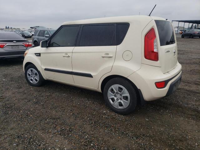 KNDJT2A56D7558952 - 2013 KIA SOUL CREAM photo 2