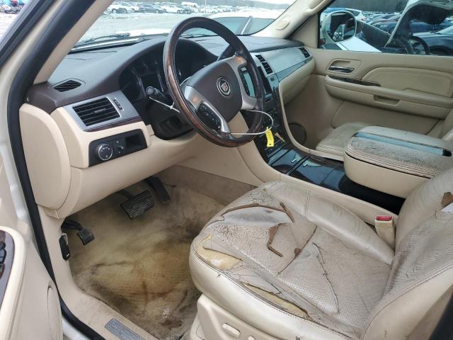 1GYEC63827R368312 - 2007 CADILLAC ESCALADE LUXURY CREAM photo 7