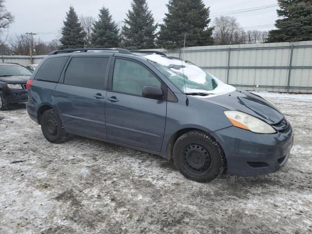 5TDZK23C89S266783 - 2009 TOYOTA SIENNA CE GRAY photo 4