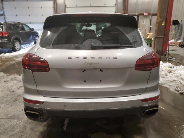 WP1AA2A27GKA08607 - 2016 PORSCHE CAYENNE SILVER photo 6