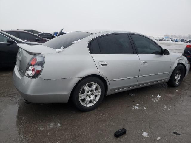 1N4AL11D95C255616 - 2005 NISSAN ALTIMA S SILVER photo 3