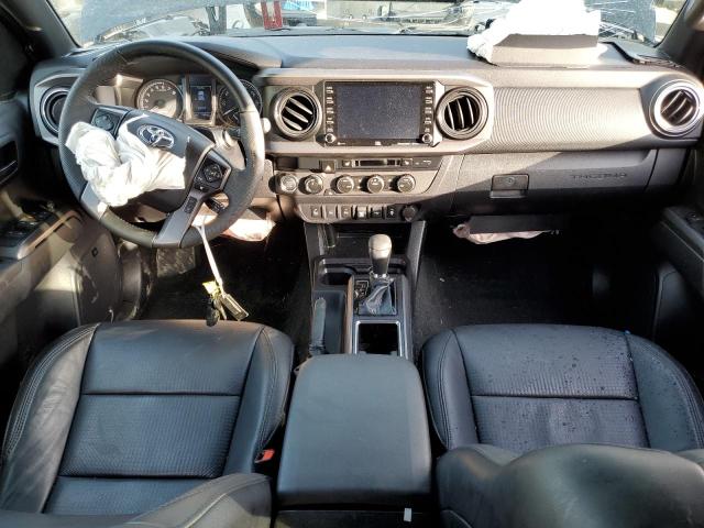 3TMCZ5AN2NM488057 - 2022 TOYOTA TACOMA DOUBLE CAB 黑色 照片 8