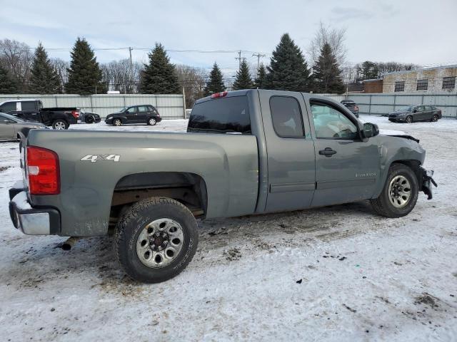 1GCRKREA7BZ260983 - 2011 CHEVROLET SILVERADO K1500 LS GRAY photo 3