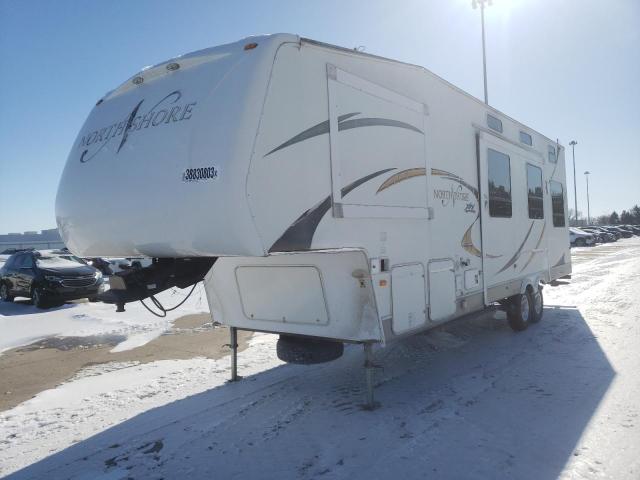 47CFF2S278P622390 - 2008 OTHER 5TH WHEEL WHITE photo 2