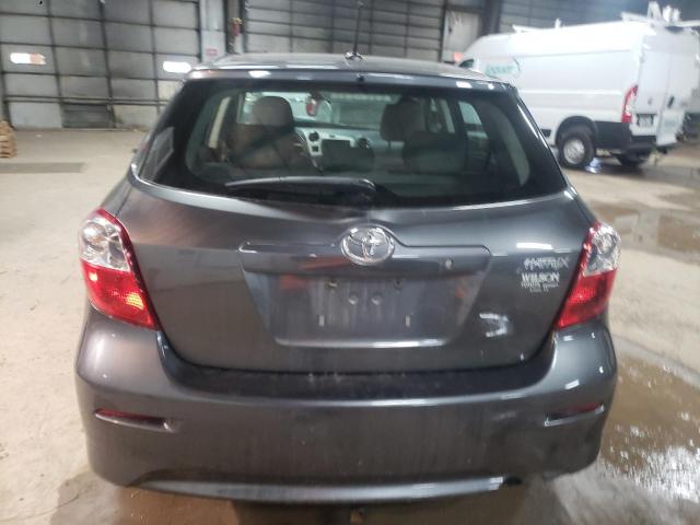 2T1KE4EE3DC050389 - 2013 TOYOTA MATRIX S GRAY photo 6