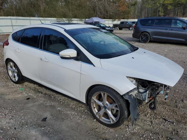 1FADP3N2XFL227590 - 2015 FORD FOCUS TITANIUM WHITE photo 4