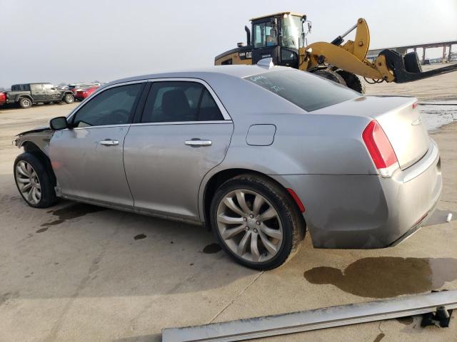 2C3CCAEGXJH193937 - 2018 CHRYSLER 300 LIMITED SILVER photo 2