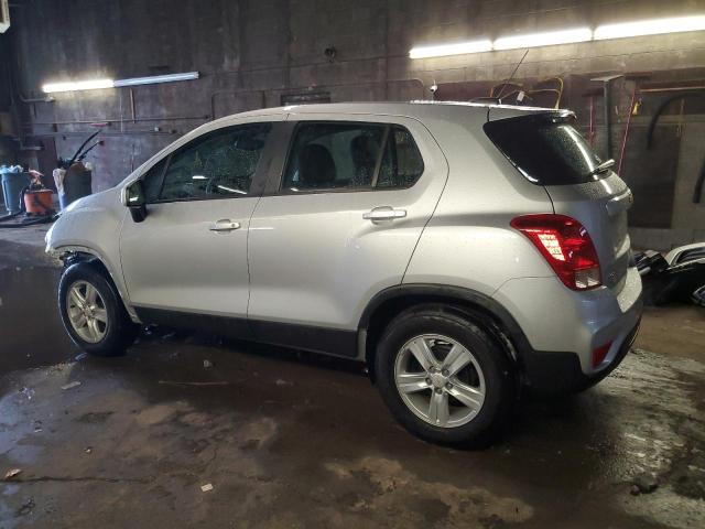 KL7CJKSB7LB326680 - 2020 CHEVROLET TRAX LS SILVER photo 2