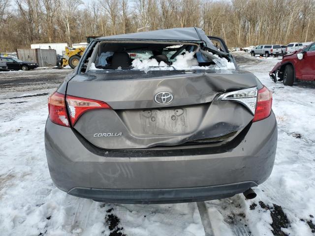 2T1BURHE4JC032006 - 2018 TOYOTA COROLLA L GRAY photo 6