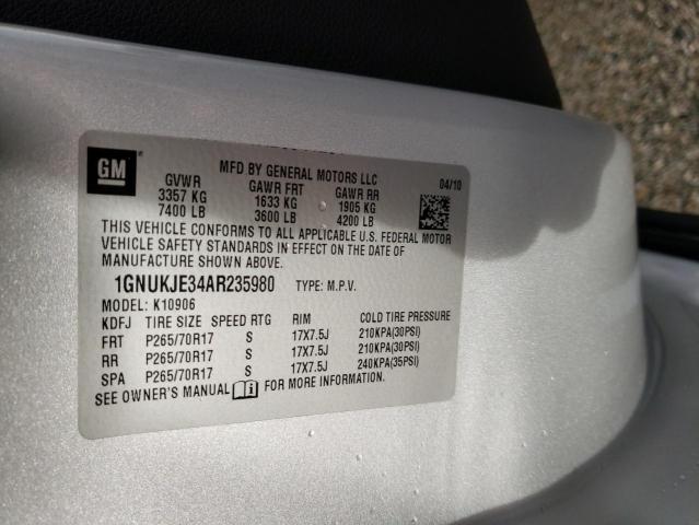 1GNUKJE34AR235980 - 2010 CHEVROLET SUBURBAN K1500 LT SILVER photo 13