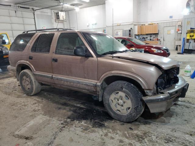 1GNDT13W8V2172570 - 1997 CHEVROLET BLAZER TAN photo 4