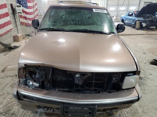 1GNDT13W8V2172570 - 1997 CHEVROLET BLAZER TAN photo 5