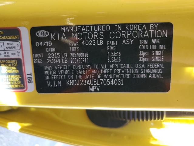 KNDJ23AU8L7054031 - 2020 KIA SOUL LX YELLOW photo 12