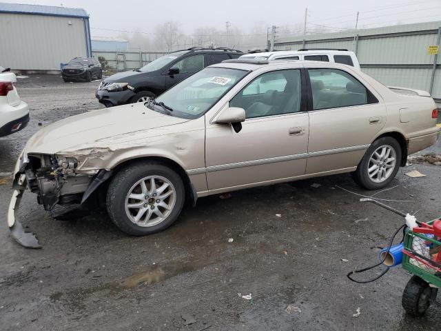 2000 TOYOTA CAMRY LE, 