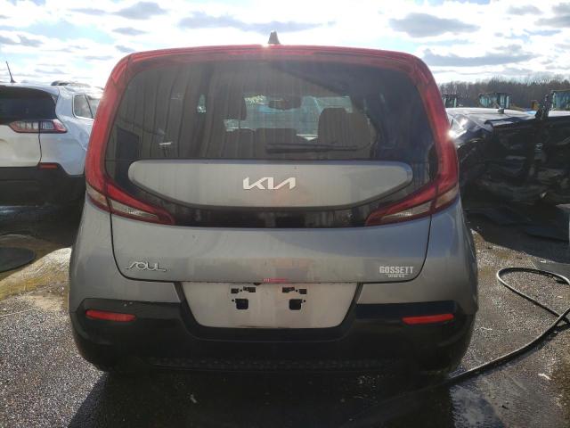 KNDJ23AU6N7816971 - 2022 KIA SOUL LX GRAY photo 6