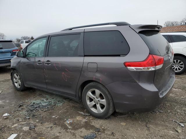 5TDKK3DC5DS312942 - 2013 TOYOTA SIENNA LE GRAY photo 2