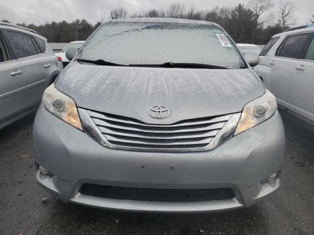 5TDDK3DC3BS027582 - 2011 TOYOTA SIENNA XLE SILVER photo 5