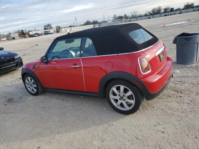 WMWMR33579TU95757 - 2009 MINI COOPER RED photo 2