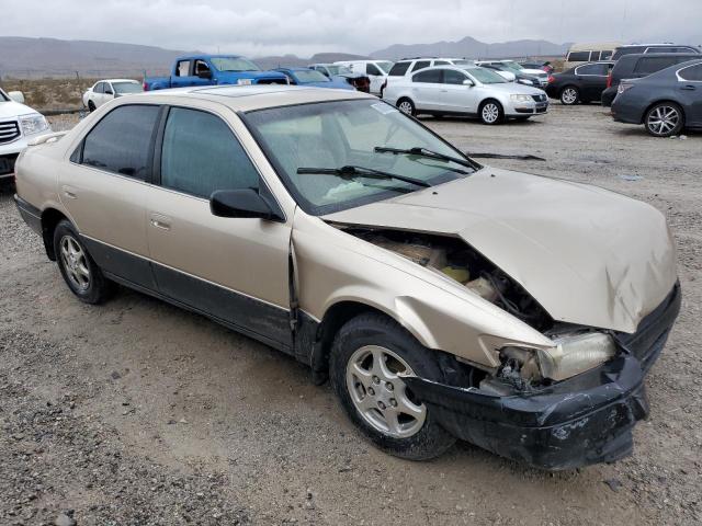 JT2BG28K0W0163979 - 1998 TOYOTA CAMRY CE LE TAN photo 4