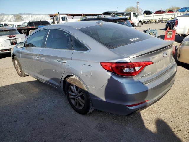 5NPE24AF4HH447925 - 2017 HYUNDAI SONATA SE SILVER photo 2