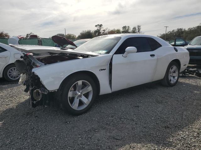 2C3CDYAG1CH134483 - 2012 DODGE CHALLENGER SXT WHITE photo 1