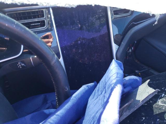 5YJSA1E23JF248932 - 2018 TESLA MODEL S Սև լուսանկար 9