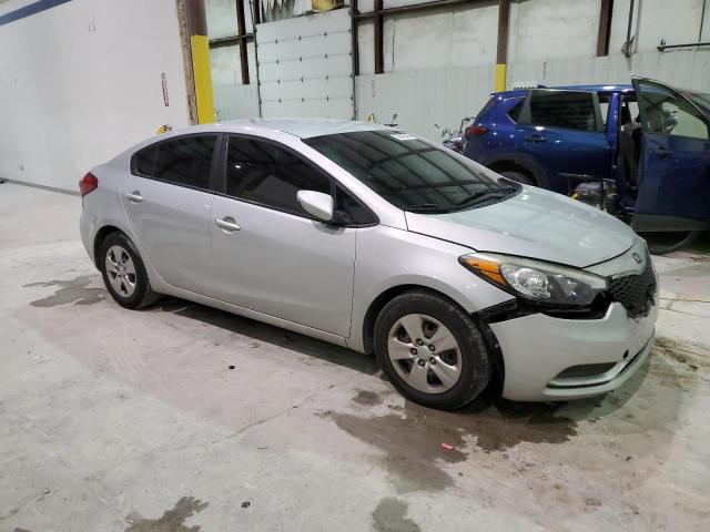 KNAFK4A69F5400808 - 2015 KIA FORTE LX GRAY photo 4