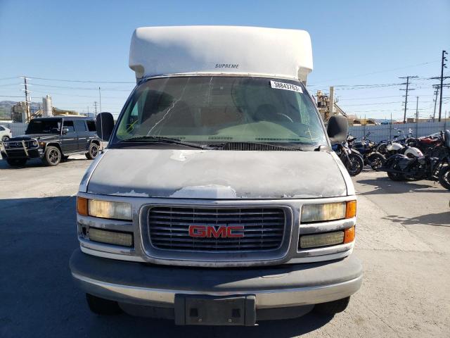 1GDHG31R921223255 - 2002 GMC SAVANA CUTAWAY G3500 WHITE photo 5