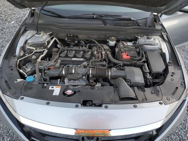 1HGCV1F43JA037247 - 2018 HONDA ACCORD EX SILVER photo 11