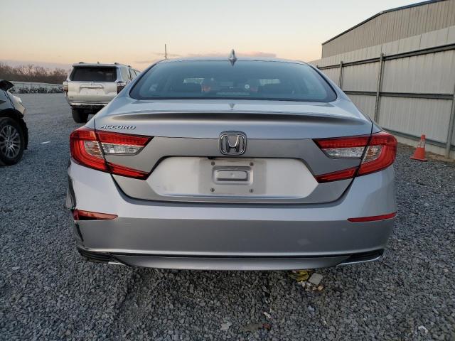 1HGCV1F43JA037247 - 2018 HONDA ACCORD EX SILVER photo 6