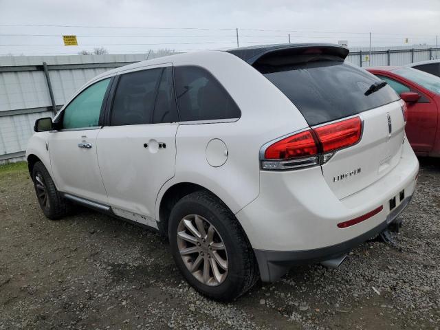 2LMDJ6JK0CBL08290 - 2012 LINCOLN MKX WHITE photo 2