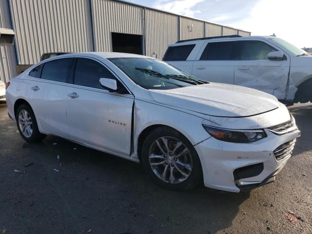 1G1ZE5ST9HF142474 - 2017 CHEVROLET MALIBU LT WHITE photo 4