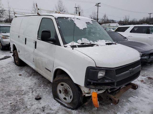 1GCGG25C491169731 - 2009 CHEVROLET EXPRESS G2 WHITE photo 4