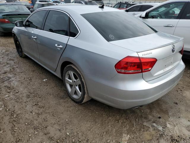 1VWBN7A35DC071028 - 2013 VOLKSWAGEN PASSAT SE SILVER photo 2