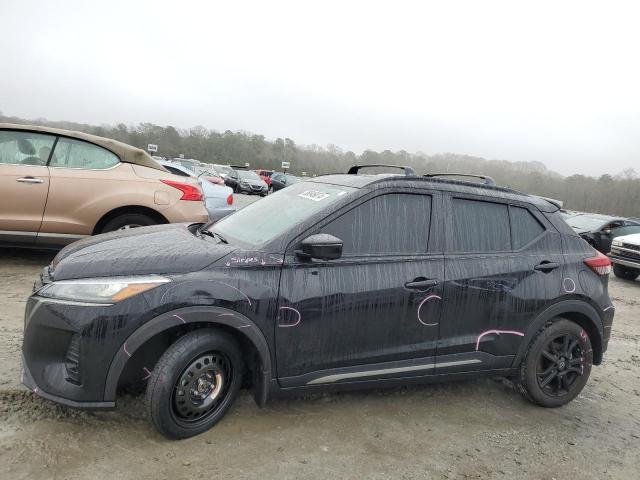 2022 NISSAN KICKS SR, 