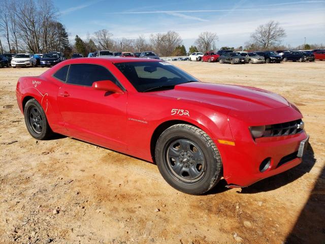 2G1FA1ED2B9127701 - 2011 CHEVROLET CAMARO LS RED photo 4