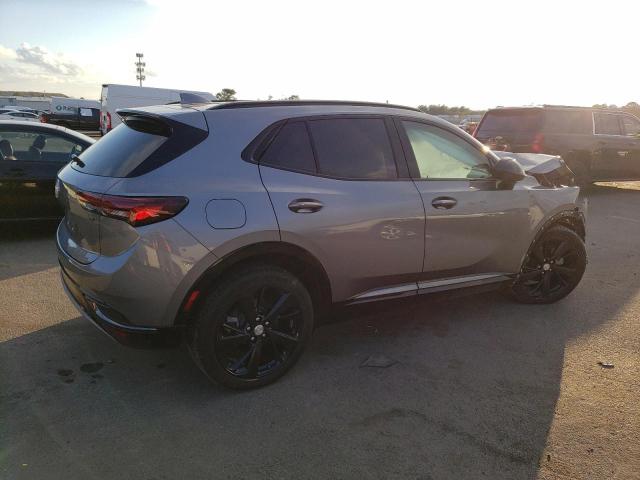 LRBFZPR48MD123072 - 2021 BUICK ENVISION ESSENCE ნაცრისფერი ფოტო 3