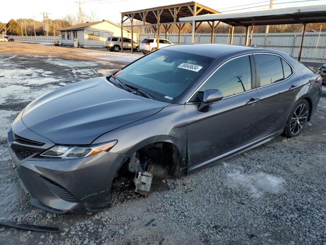 4T1B11HK5JU616168 - 2018 TOYOTA CAMRY L GRAY photo 1